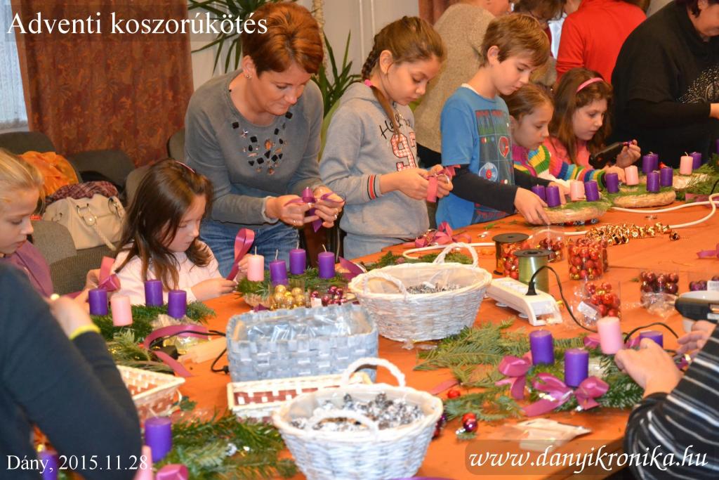 Adventi_koszoru_2015_ 008